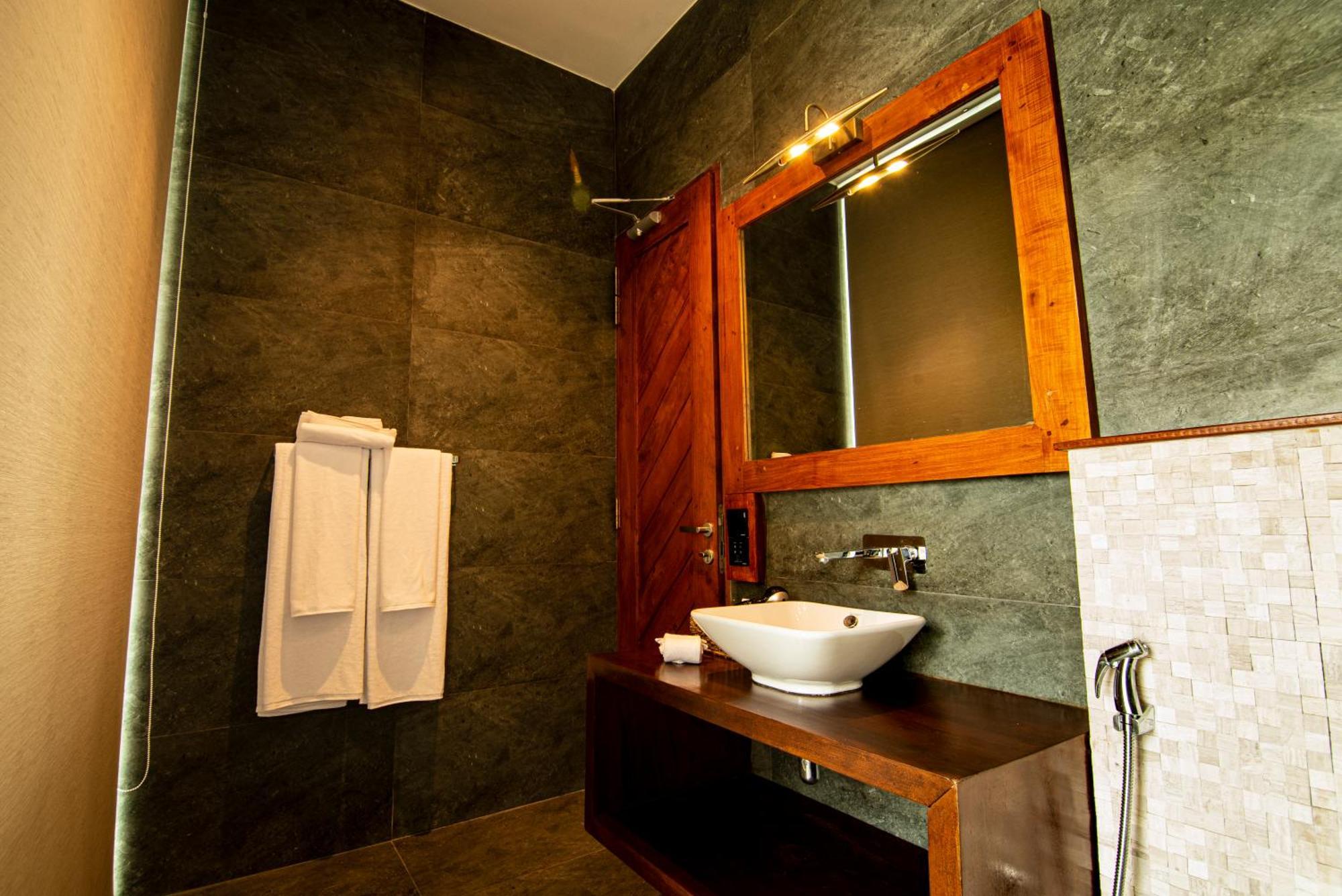 The Rockwall Boutique Hotel Bentota Luaran gambar